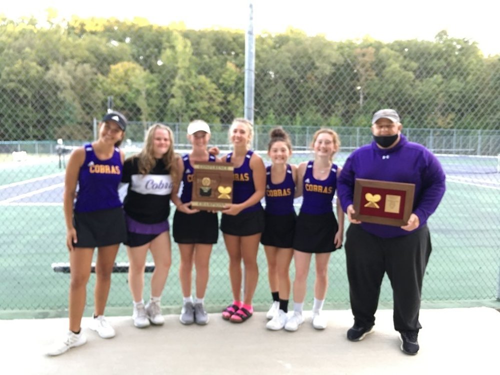 Lady Cobras Win the 7-4A District Tennis Championship!